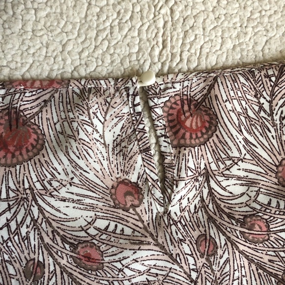 LOFT Peacock Feather Pattern Blouse Pink Tan - Size Large - Picture 15 of 16